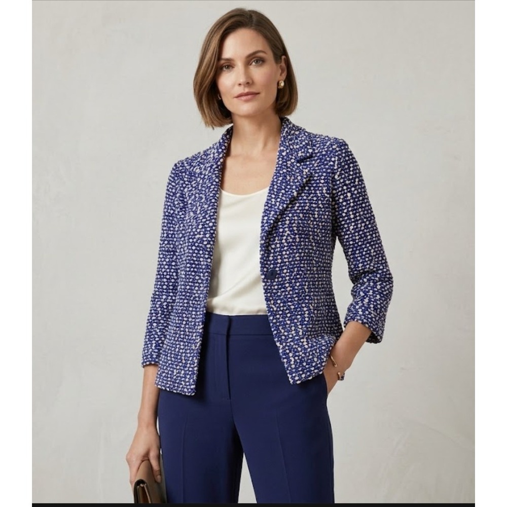 St. John Tweed Jacket Blazer Size 8 Collared Woold Blend Blue & White 3/4 Sleeve